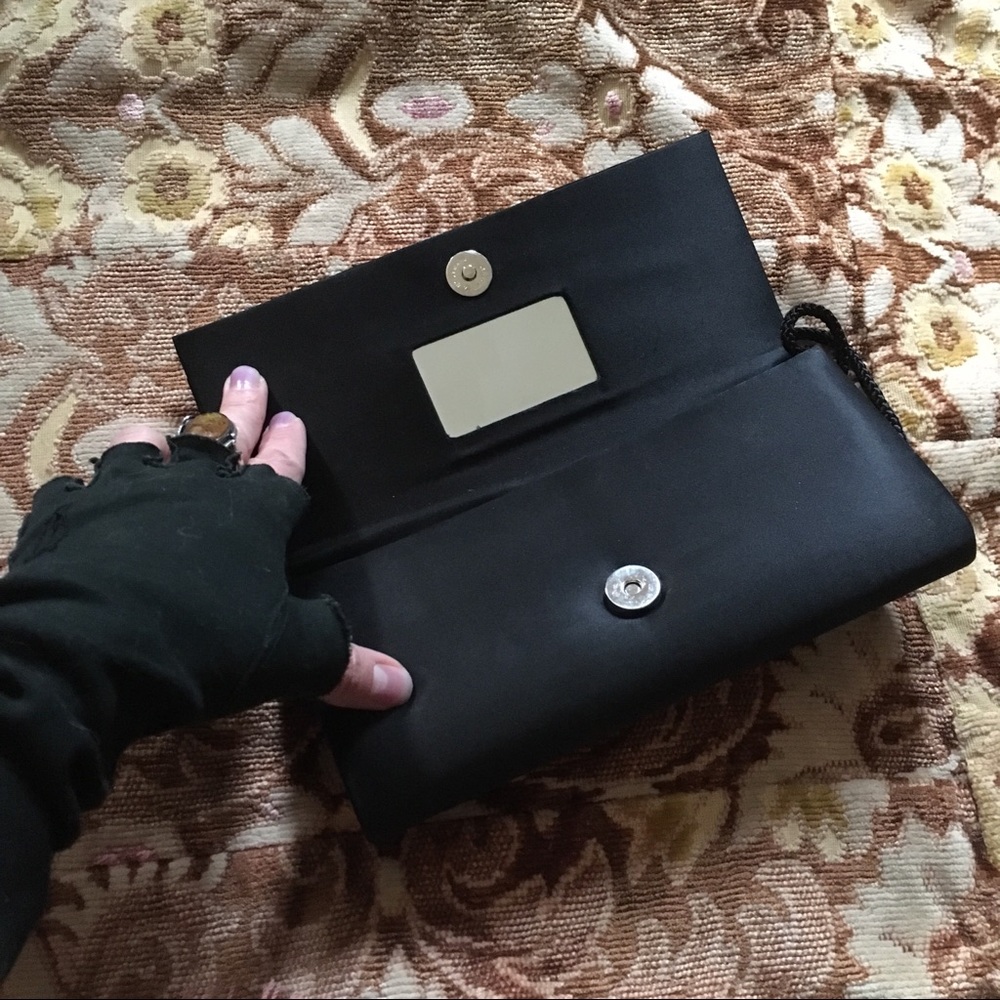 Carolyne Barton black silk bag, convertible clutch - Picture 4 of 8